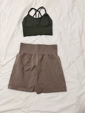 NVGTN two piece Olive/ Taupe Xs/Sm